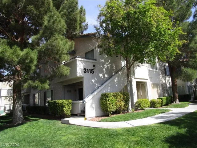 MLS: 2556924 Condo For Sale