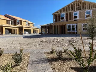 Photo #2: 2556978 Listing 