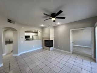 Photo #5: 2556979 Listing 