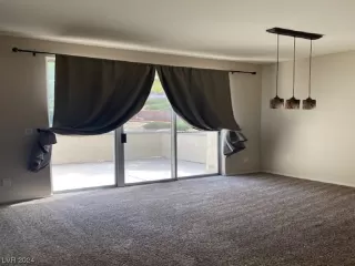 Photo #6: 2557029 Listing 