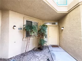 Photo #2: 2557063 Listing