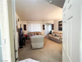 Photo #4: 2557063 Listing