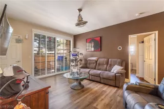 Photo #4: 2557096 Listing 