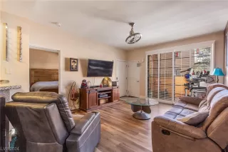 Photo #5: 2557096 Listing 