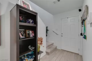 Photo #4: 2557098 Listing