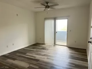 Photo #2: 2557102 Listing 