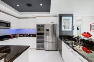 Photo #2: 2557115 Listing 