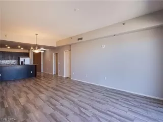 Photo #4: 2557150 Listing 