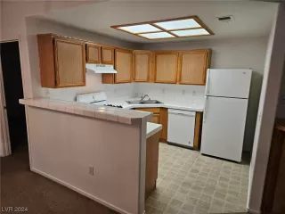 Photo #6: 2557158 Listing 