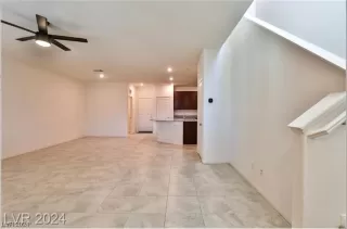 Photo #5: 2557163 Listing 