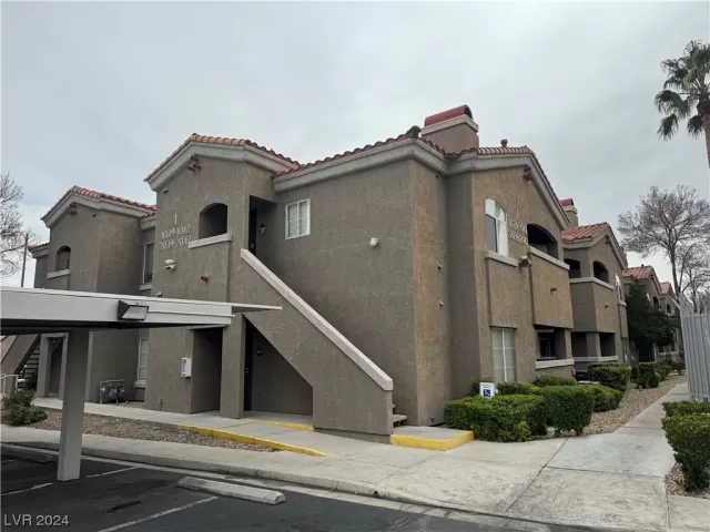 MLS: 2557178 Condo For Sale