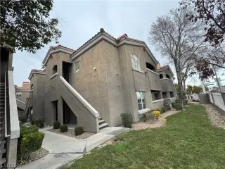 Photo #1: 2557178 Listing 