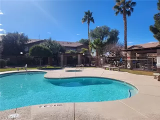 Photo #1: 2557229 Listing 