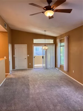 Photo #5: 2557237 Listing 
