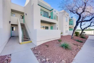 Photo #1: 2557241 Listing