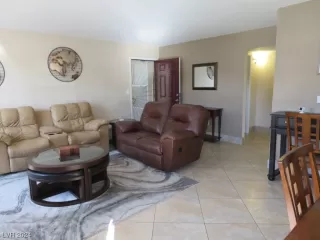 Photo #3: 2557254 Listing