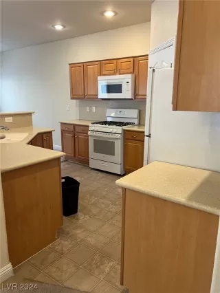 Photo #6: 2557292 Listing 