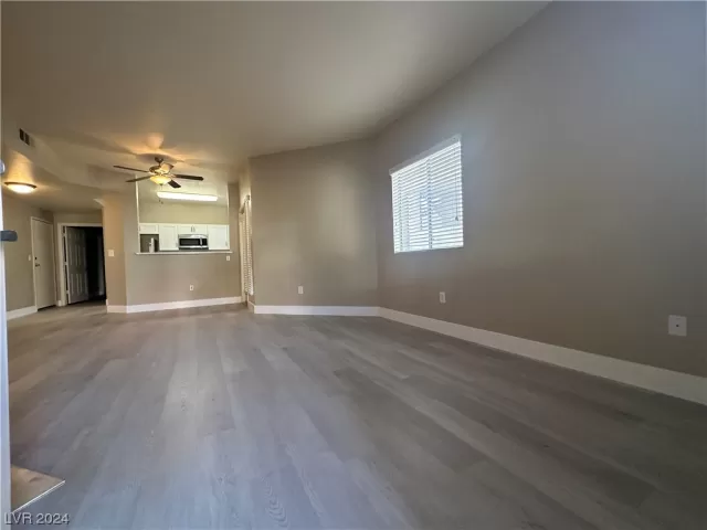 MLS: 2557314 Condo For Sale