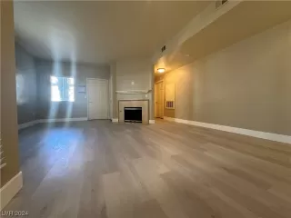 Photo #2: 2557314 Listing