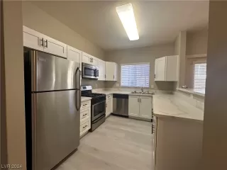 Photo #4: 2557314 Listing