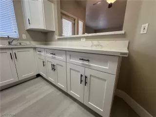 Photo #6: 2557314 Listing