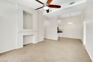 Photo #1: 2557328 Listing