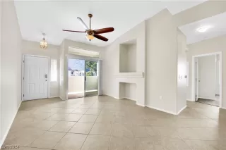 Photo #2: 2557328 Listing