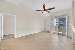 Photo #3: 2557328 Listing