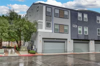 Photo #3: 2557345 Listing