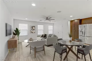 Photo #4: 2557345 Listing