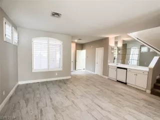 Photo #3: 2557346 Listing 