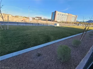 Photo #4: 2557358 Listing 