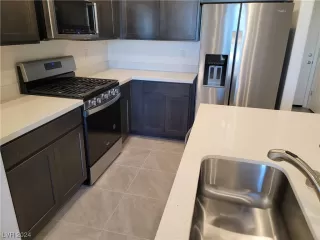 Photo #6: 2557358 Listing 