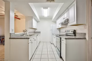 Photo #1: 2557359 Listing 