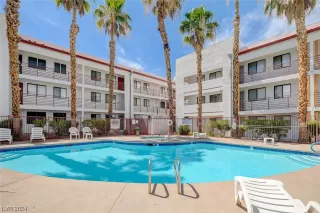 Photo #1: 2557363 Listing 