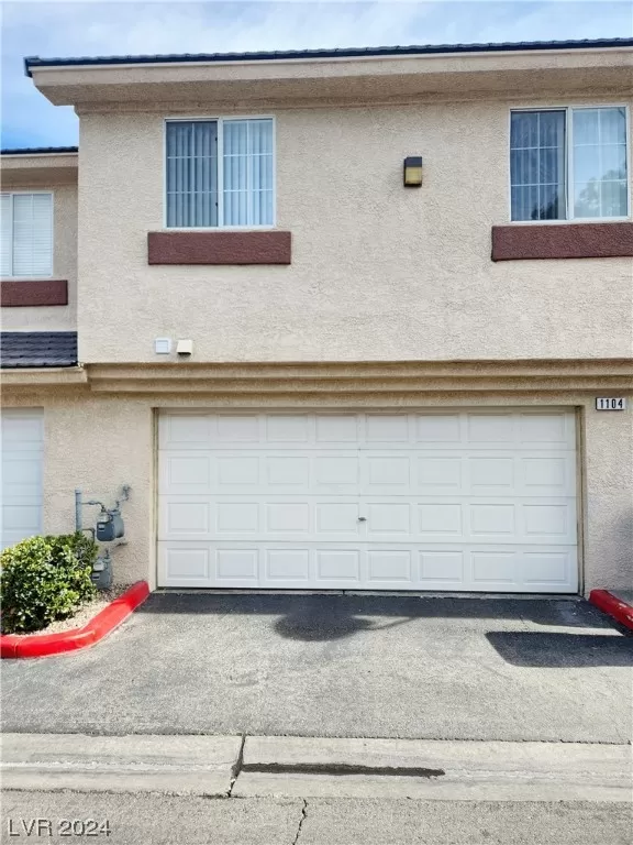 MLS: 2557369 Condo For Sale