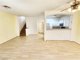 Photo #3: 2557369 Listing 