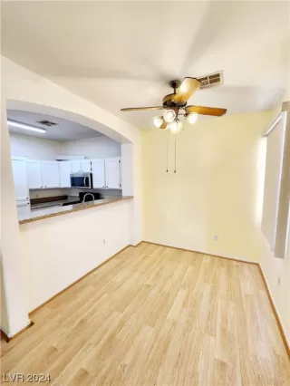 Photo #4: 2557369 Listing 