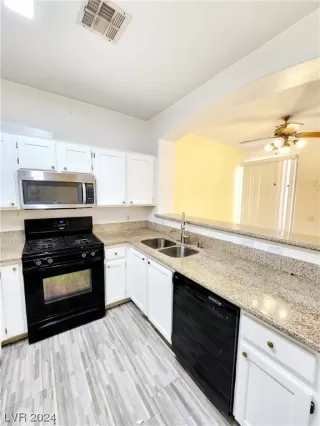 Photo #5: 2557369 Listing 