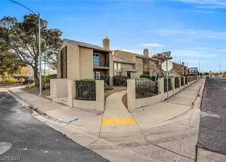 Photo #1: 2557370 Listing 