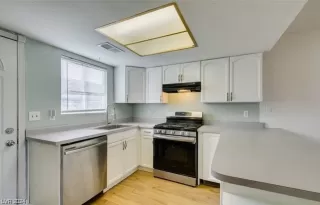 Photo #2: 2557370 Listing 