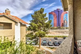 Photo #2: 2557391 Listing