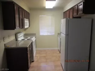 Photo #6: 2557394 Listing