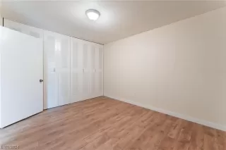 Photo #3: 2557413 Listing