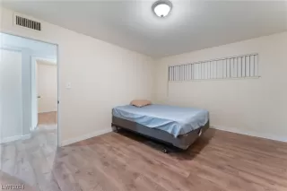 Photo #6: 2557413 Listing