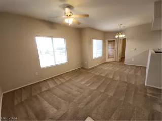 Photo #1: 2557427 Listing 