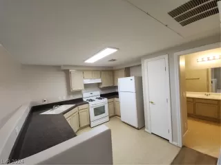 Photo #4: 2557427 Listing 