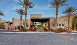 Photo #4: 2557433 Listing