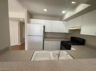 Photo #3: 2557450 Listing 