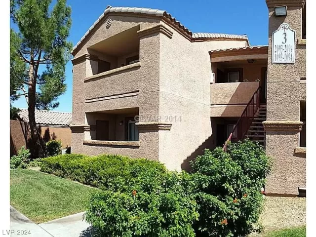 MLS: 2557455 Condo For Sale